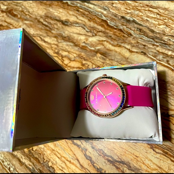 Juicy Couture Watch - Picture 3 of 3